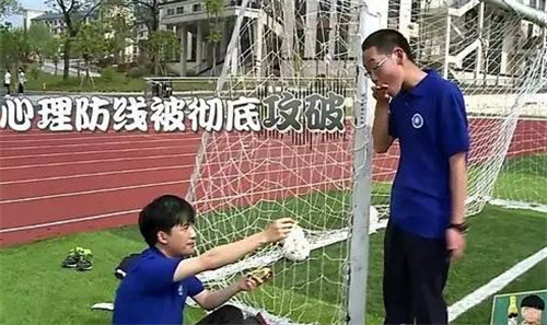 阚清子吃零食吗,阚清子同款辣条