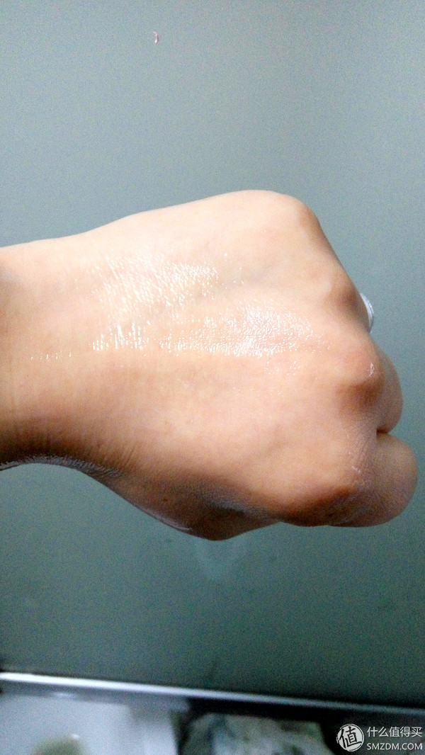 咕噜水韩束使用方法,韩束咕噜咕噜巨补水用完脸干