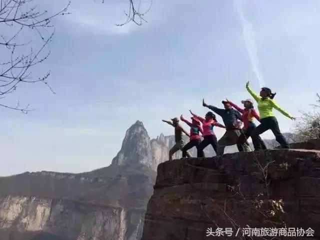 千佛山户外领队,南太行经典徒步线路露营