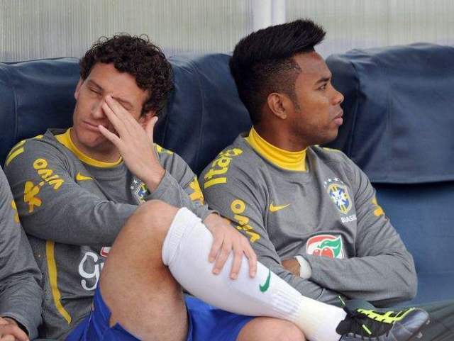 踢球时发现你的队友有这些坏毛病，赶紧转发给他看，马上改掉！