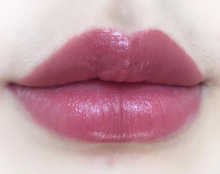 江疏影同款蓝色保温杯,江疏影机场保温杯喝水