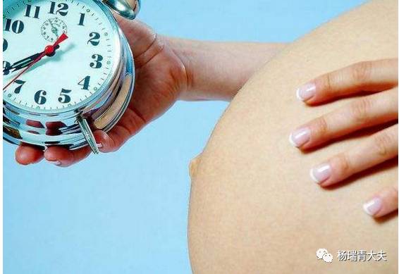 孕妇被胎儿踢破子宫,孕妇被踢肚子大出血电视剧结局