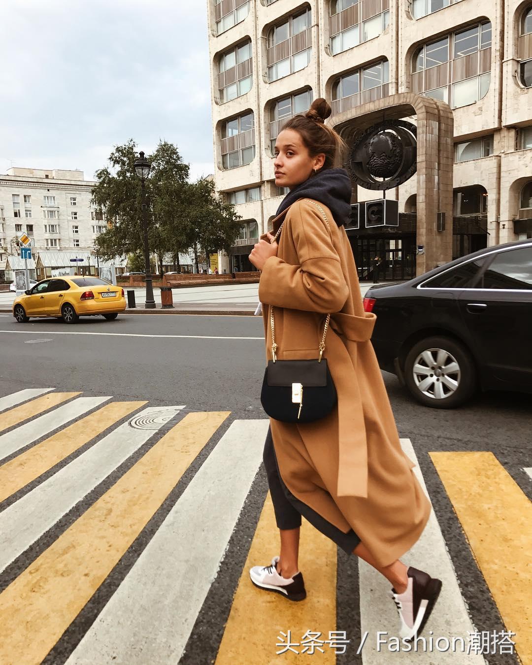 毛呢大衣过冬里面穿什么,保暖又好看的呢大衣搭配