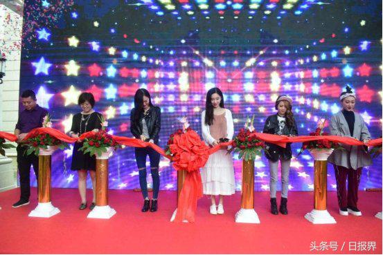 10.14SMSPORT环球运动杭州专卖店开业见证品质海外购物新形式