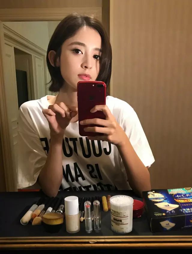 古力娜扎用的什么化妆品,娜扎伪装被一秒认出