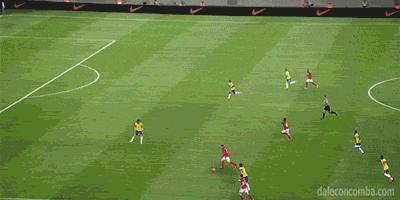 摆大巴战术成主流,摆大巴犯规战术