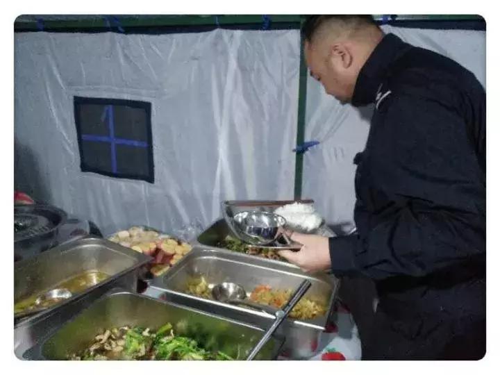 吉林市公安局食堂,公安局的深夜食堂