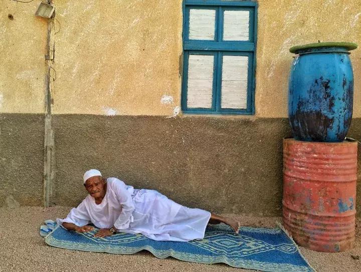 用九宫格揭密真实的故事,有故事的九宫格