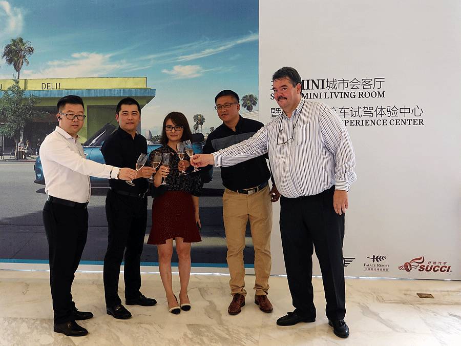 简讯|去三亚浪,不如租一辆MINI敞篷版!