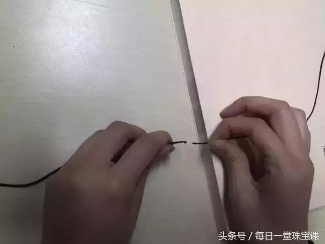 手串突然断掉是什么征兆,手串链子断了怎么换新的