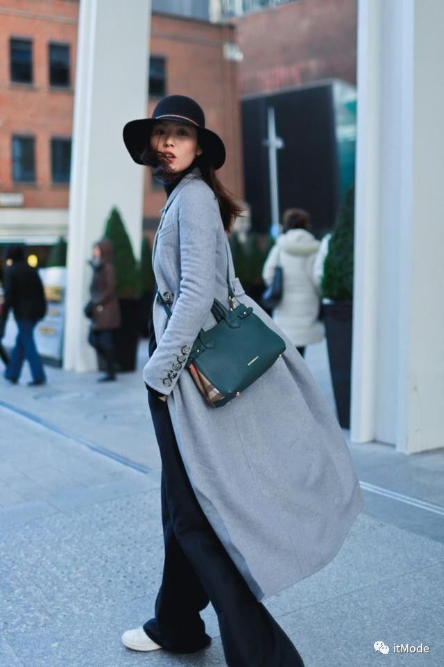 阔腿裤平底鞋,平底鞋阔腿裤搭配图片