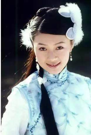 当红嫁给亿万富商,老公却在狱中病逝,今复出仍美艳动人