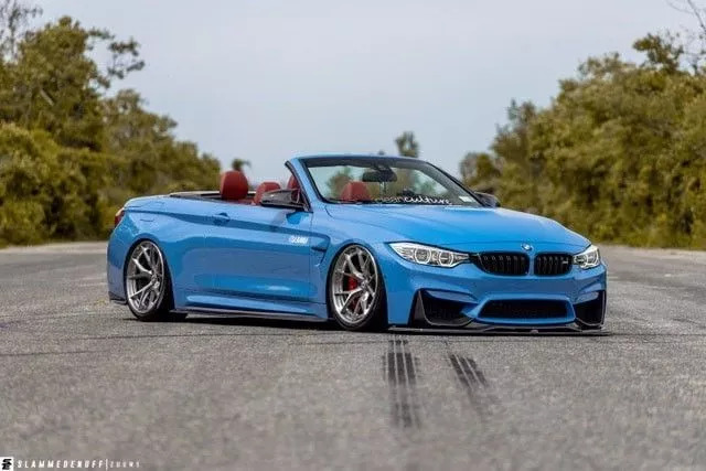 改装的宝马m4直接趴在地上了,普通的宝马m4可以开敞篷