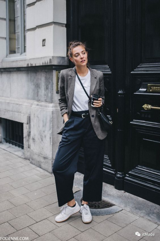 阔腿裤平底鞋,平底鞋阔腿裤搭配图片