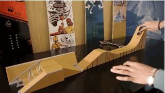 手指滑板怎么跳跃,手指滑板的跳跃该怎么做