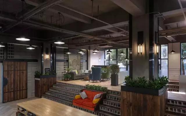 搭建二层公寓loft隔层,极简办公室loft设计方案