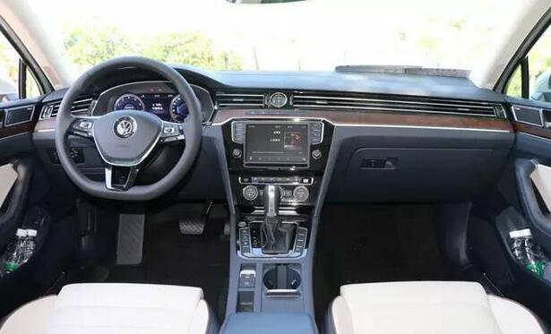 新款1.8t迈腾值不值得买,18年1.8t迈腾值不值得买