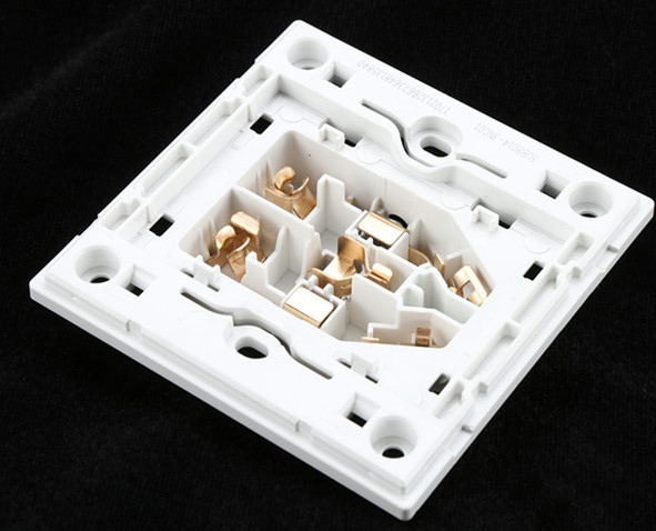 abb西门子施耐德断路器对比,abb西门子施耐德