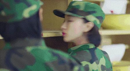 秀智同款口红是哪个,秀智同款口红小辣椒色