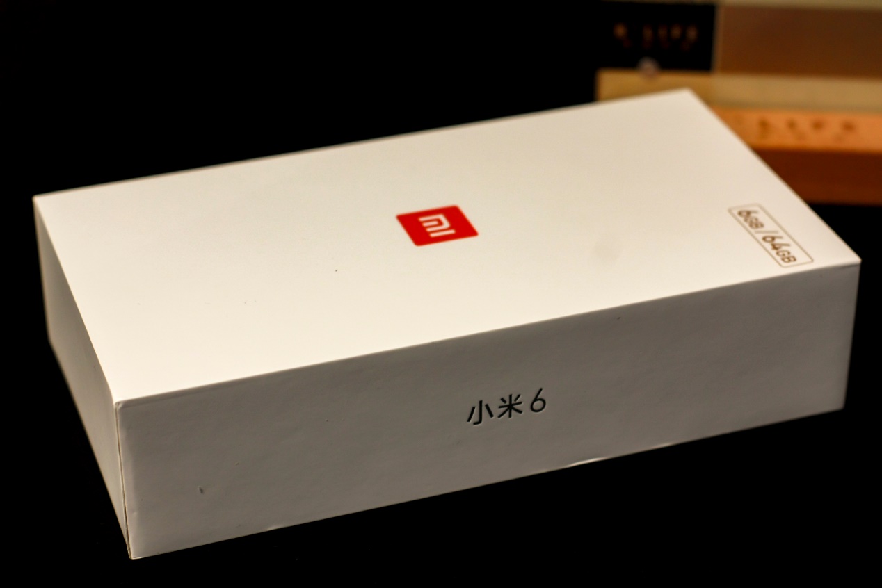 美图分享简简单单,小米6亮白版测评