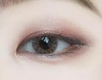 单眼皮厚眼皮推荐的眼影,适合单眼皮的大牌眼影