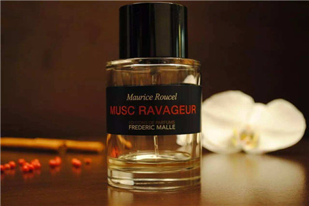 花店玫瑰和百合的香水好闻,多种香水百合