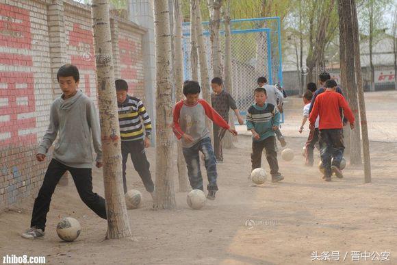 朝阳镇中心小学足球队,太谷小学足球比赛