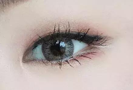 单眼皮厚眼皮推荐的眼影,适合单眼皮的大牌眼影