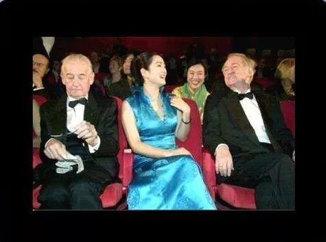 当年巩俐有多惊艳出道即成名,巩俐成名作品