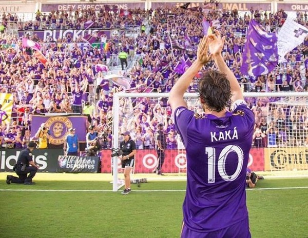 卡卡永远尊巴舞完整版,追风少年卡卡有多强