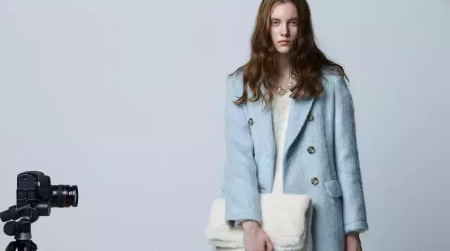 40-50岁减龄穿搭给你们,30岁至50岁这样穿年轻又好看