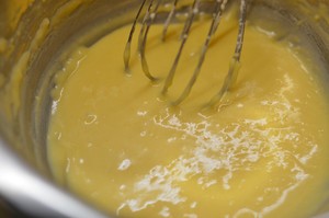 又香又软的纸杯蛋糕,超级松软的云朵蛋糕