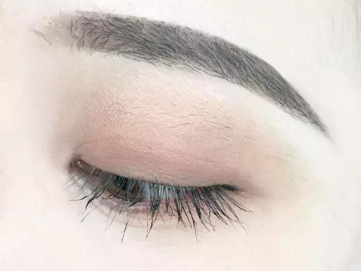 秋冬热门妆容,秋冬杏色妆容超好看