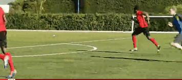 多特签下博尔特,博尔特转战职业足坛