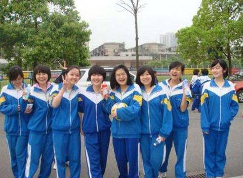 膝盖容易撞到淤青,膝盖经常磕伤怎么回事