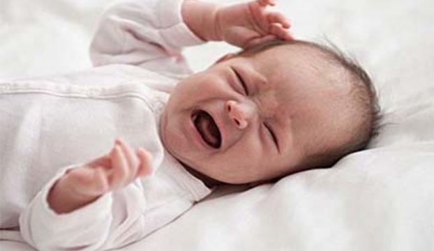 小孩吃雪糕肚子痛最简单止痛方法,孩子吃了个雪糕肚子疼怎么办