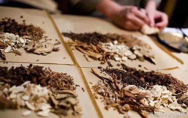 敲黑板对人体有什么危害,中药致癌物质