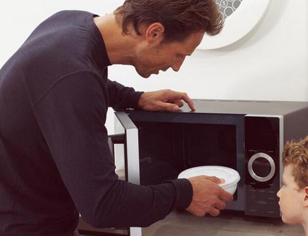 原来微波炉还有这么多危害，看你还敢用吗？