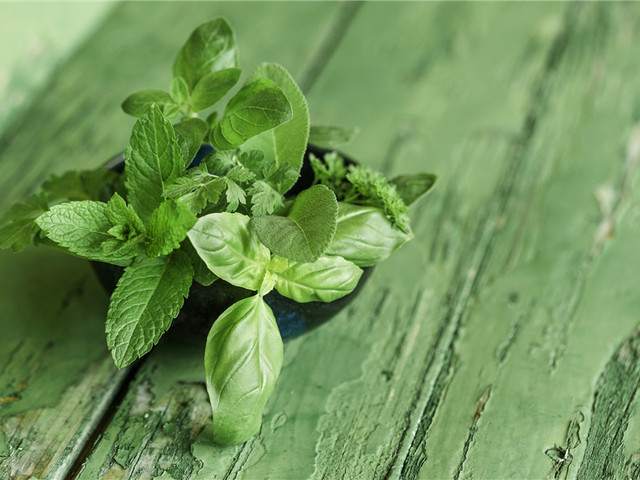 泰国购物必买清单攻略,泰国旅游必买药品清单