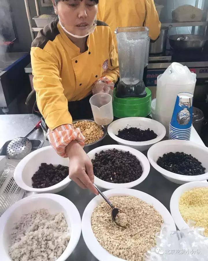 首经贸最大的食堂是什么,首都经贸大学第一食堂