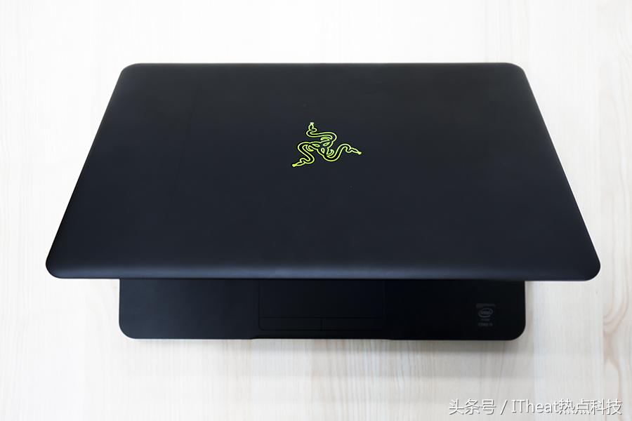 雷蛇灵刃轻薄游戏本,雷蛇新款灵刃游戏本