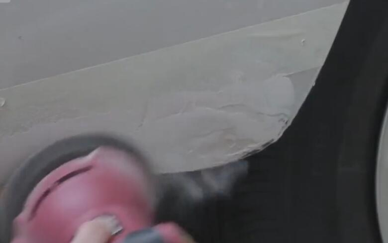 汽车有锈斑该怎么处理,老外汽车漆面修复