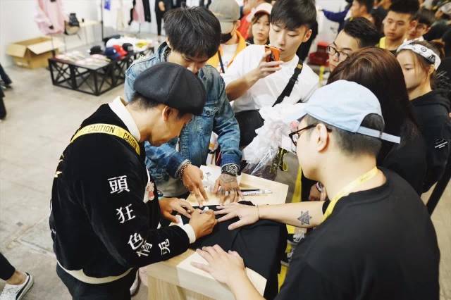 日潮新晋潮牌,适合女生的小众潮牌国潮