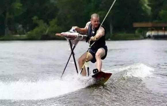 全世界都为之疯狂的极限运动,令人震撼的极限运动