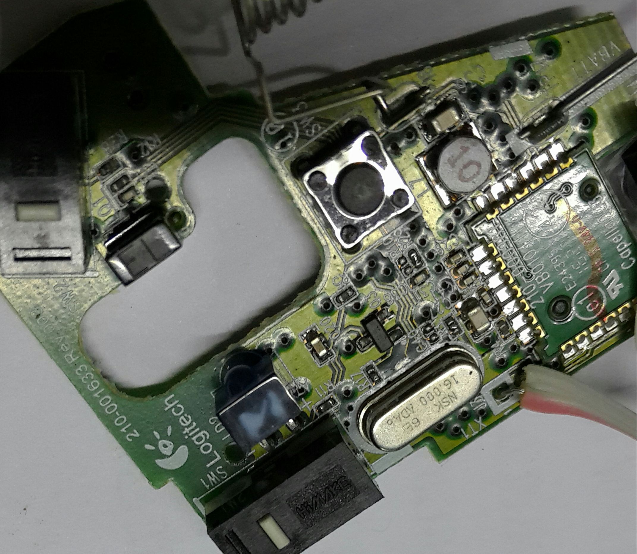 罗技m186无线鼠标电池能充电吗,罗技m186无线鼠标分解图