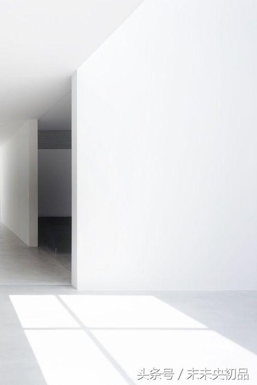 一边有垭口一边没垭口怎么做门套,垭口和门不选一个色好吗