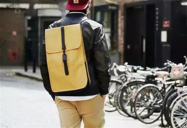 “双十一”不仅是女生专利，这10只设计师男包推荐给你！