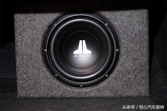 丰田皇冠爆改音响出售,丰田皇冠音响改装效果