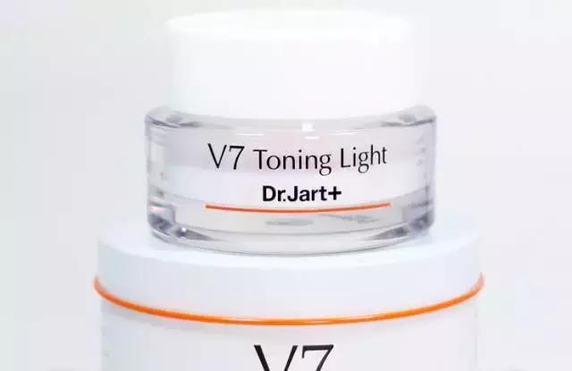 素颜神器自然裸妆提亮肤色,黄黑皮救星懒人素颜霜