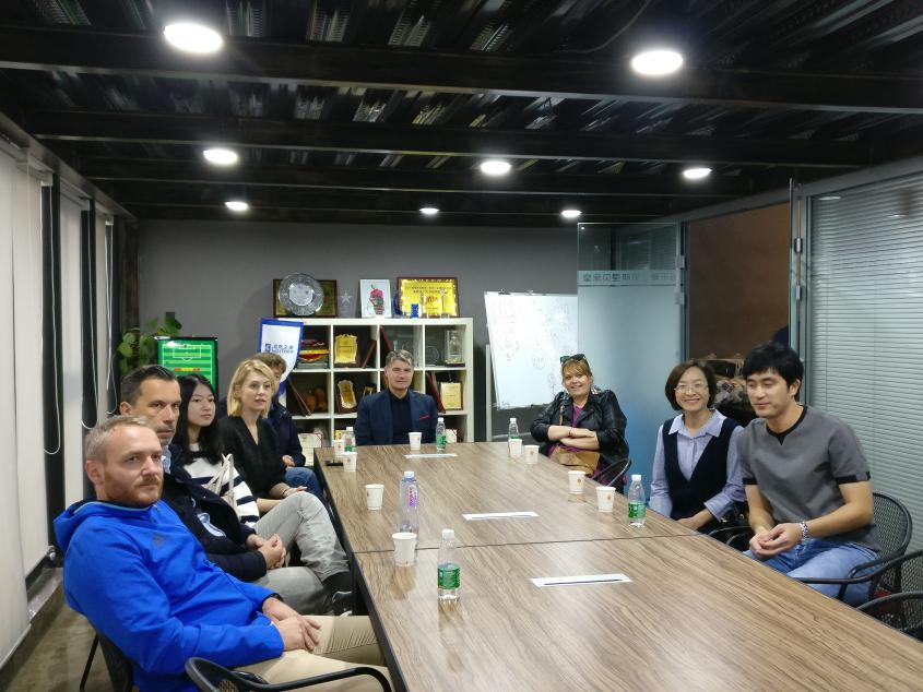 皇贝对巴伦西亚,克罗地亚球队莫德里奇回国庆祝